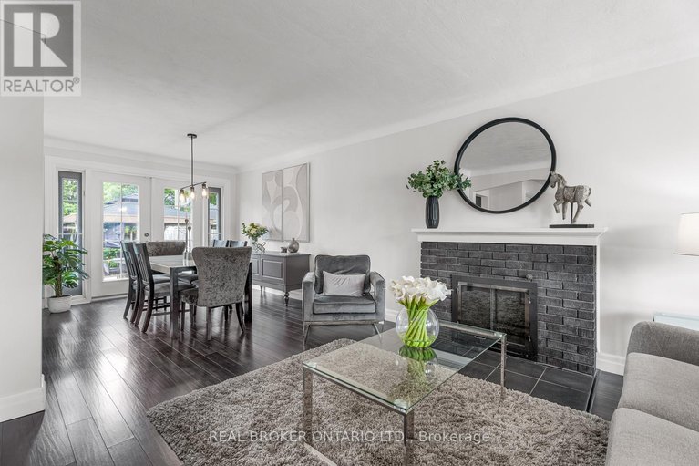 28629016/752-smyth-road/elmvale-acres/ottawa/ontario/K1G1P1_16