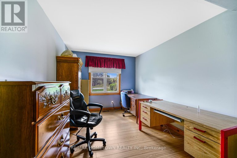 29152259/9-and-7-richmond-street/augusta-twp/augusta/ontario/K0E1P0_21