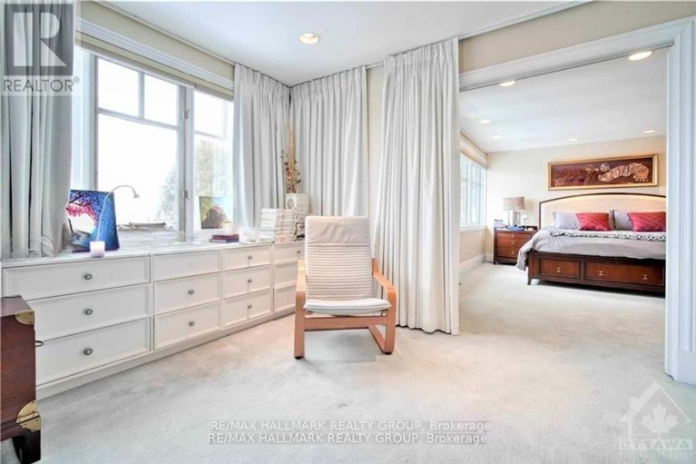 29311910/23-davidson-drive/rothwell-heights/ottawa/ontario/K1J6L7_18