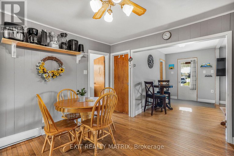 29015888/17-victoria-street-w/alexandria/north-glengarry/ontario/K0C1A0_10