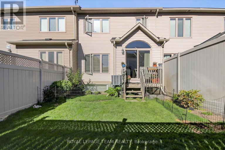 29092762/245-garrity-crescent/strandherd/ottawa/ontario/K2J3T7_23