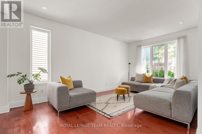 28487082/33-valencia-street/barrhaven-east/ottawa/ontario/K2G6T1_2