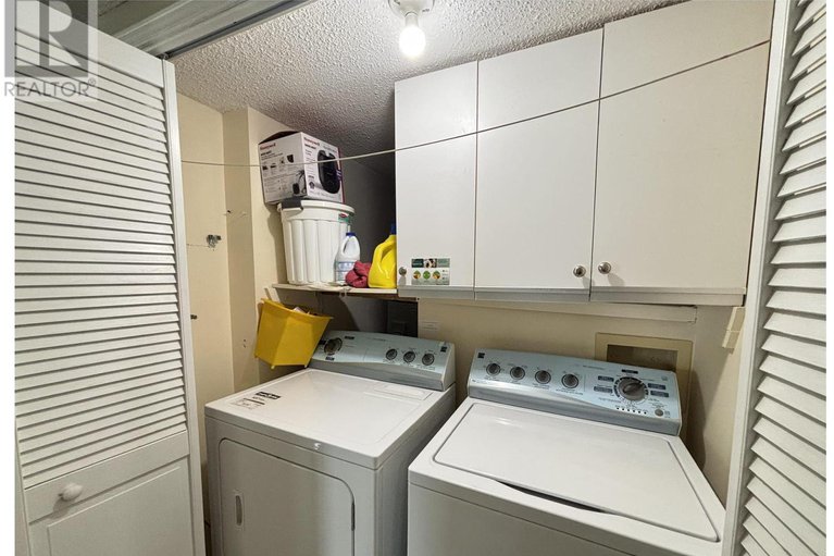 28451294/1409-2760-carousel-crescent/emerald-woodssawmill-creek/ottawa/ontario/K1T2N4_50