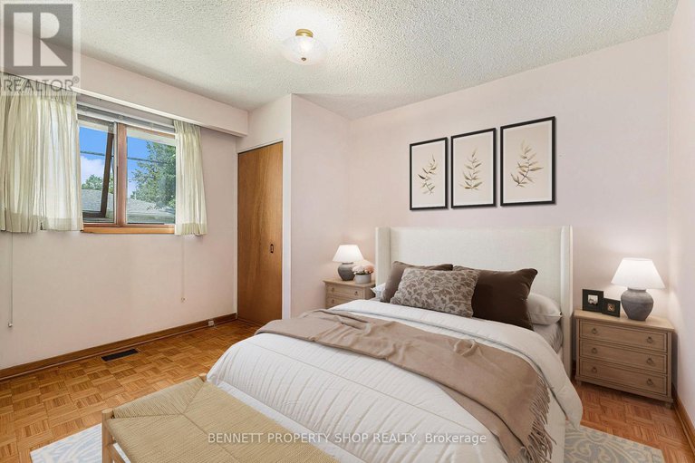 28615266/1219-vancouver-avenue/ellwood/ottawa/ontario/K1V6V2_12