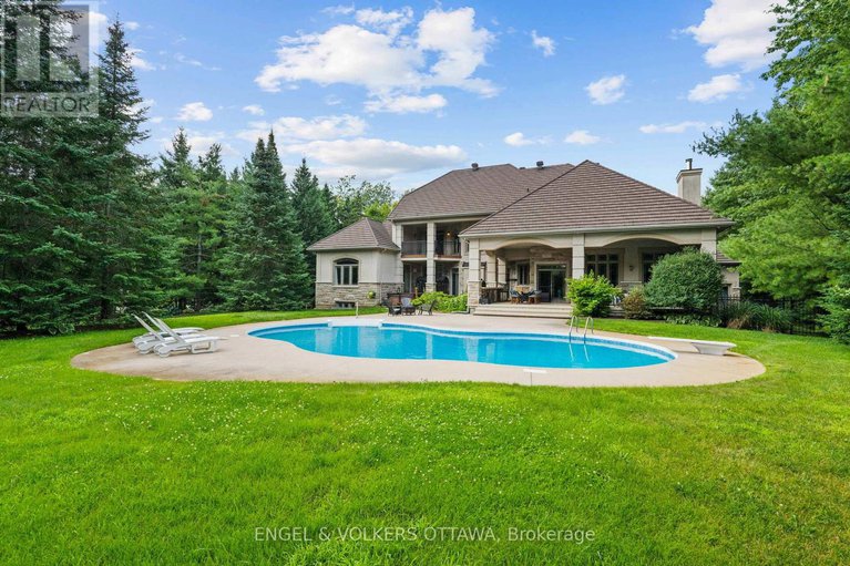 28965812/5800-queenscourt-crescent/manotick-east-to-manotick-station/ottawa/ontario/K4M1K3_39