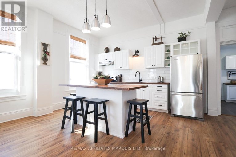 29658409/11-elgin-street-e/alexandria/north-glengarry/ontario/K0C1A0_22