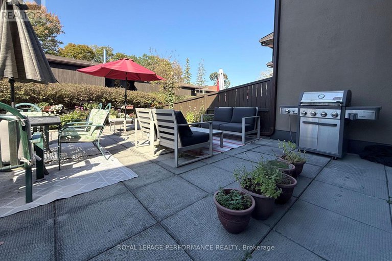 29039547/695-richmond-road/woodroffe/ottawa/ontario/K2A0G6_23