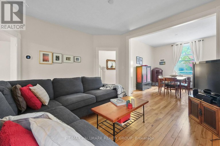 28774423/230-booth-street/west-centre-town/ottawa/ontario/K1R7J6_13