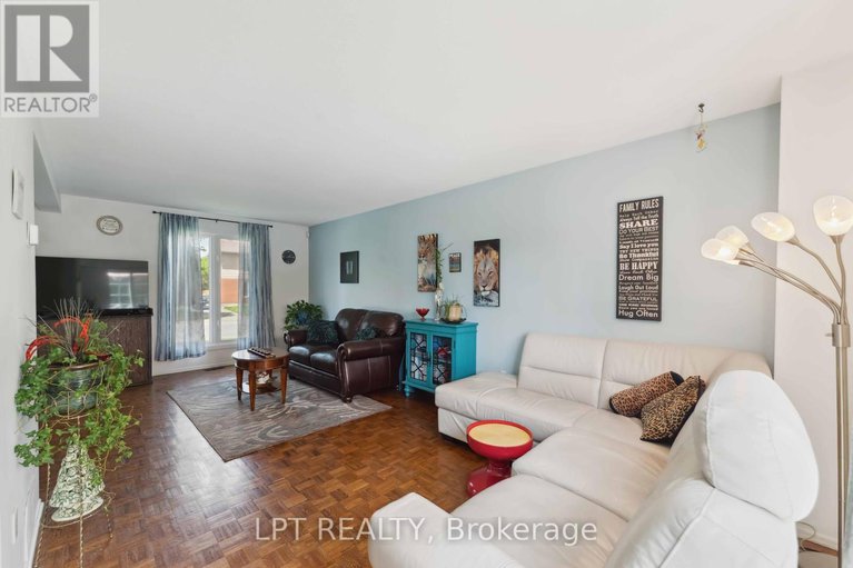 28458754/61-fieldgate-drive/knollsbrook/ottawa/ontario/K2J1V3_7