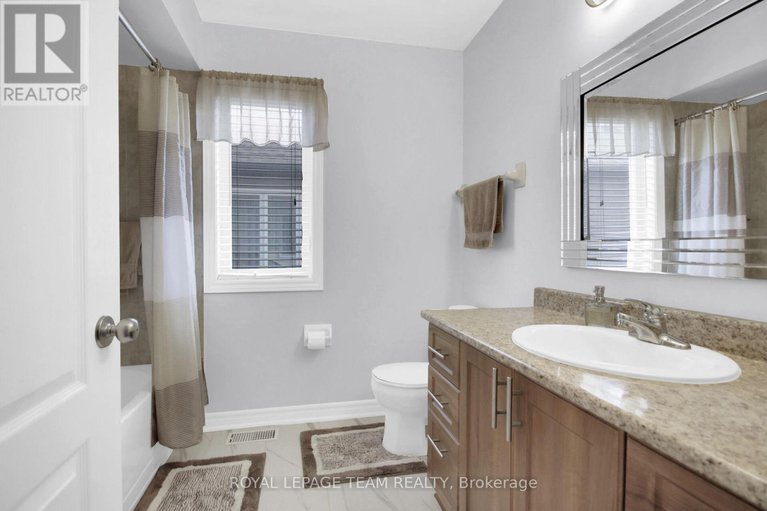 28848804/1024-northgraves-crescent/emerald-meadowstrailwest/ottawa/ontario/K2M0C8_30