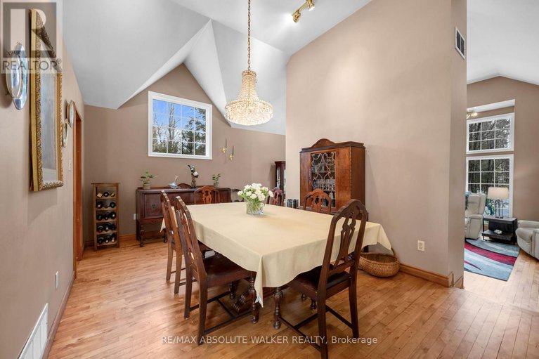 29420693/7681-settlers-way/rideau-twp-s-of-reg-rd-6-w-of-mccordick-rd/ottawa/ontario/K0A2T0_9