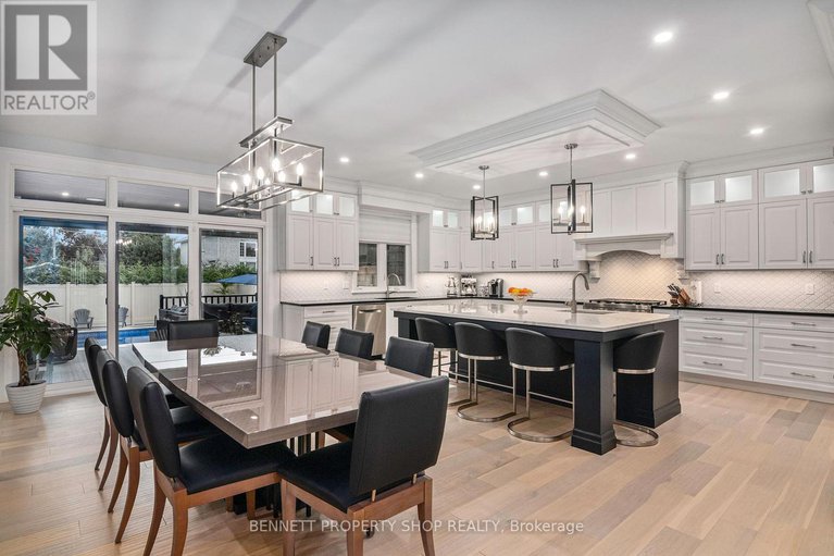 28848172/10-westwood-drive/meadowlandscrestview/ottawa/ontario/K2G2W7_4