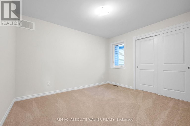 29075457/702-du-rivage-street/town-of-rockland/clarence-rockland/ontario/K4K0K1_21