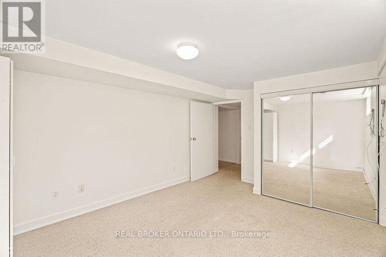 28894843/99-queensline-drive/bruce-farmgraham-parkqualicumbellands/ottawa/ontario/K2H7J6_23