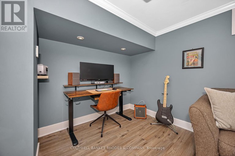 28930348/353-spartan-avenue/overbrookcastle-heights/ottawa/ontario/K1K1J6_27