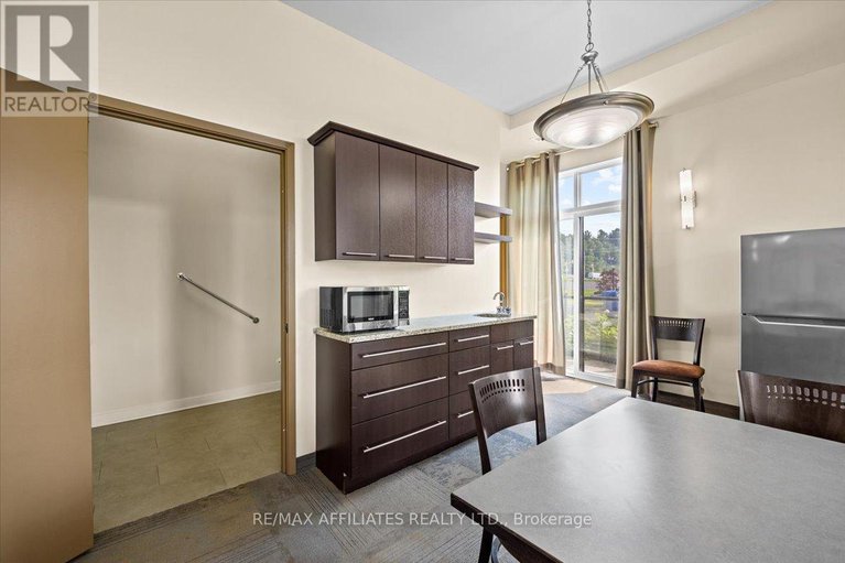 28615040/606-310-centrum-boulevard/bilberry-creekqueenswood-heights/ottawa/ontario/K1E0A3_22