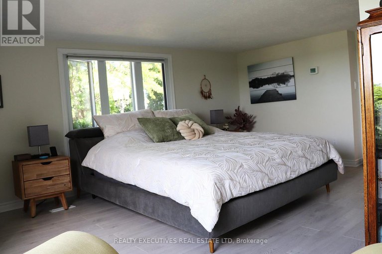 28771764/11908-toyeshill-road/south-dundas-matilda-twp/south-dundas/ontario/K0C2H0_21