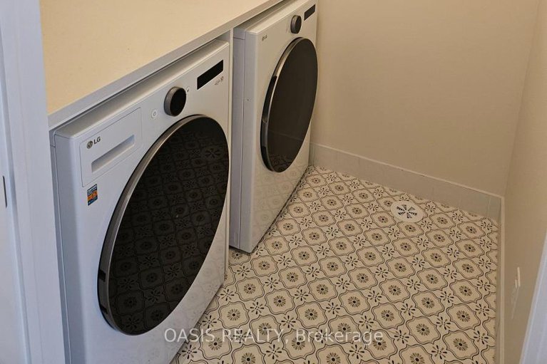 28348907/83-rawah-private/stittsville-south/ottawa/ontario/K2S3E2_11