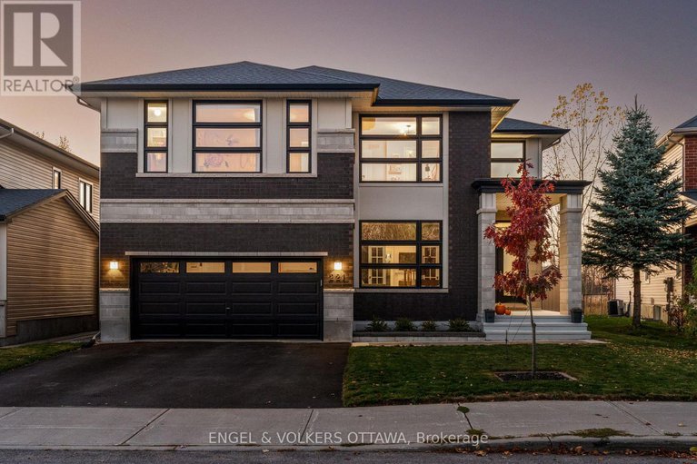 221 Cooks Mill Crescent