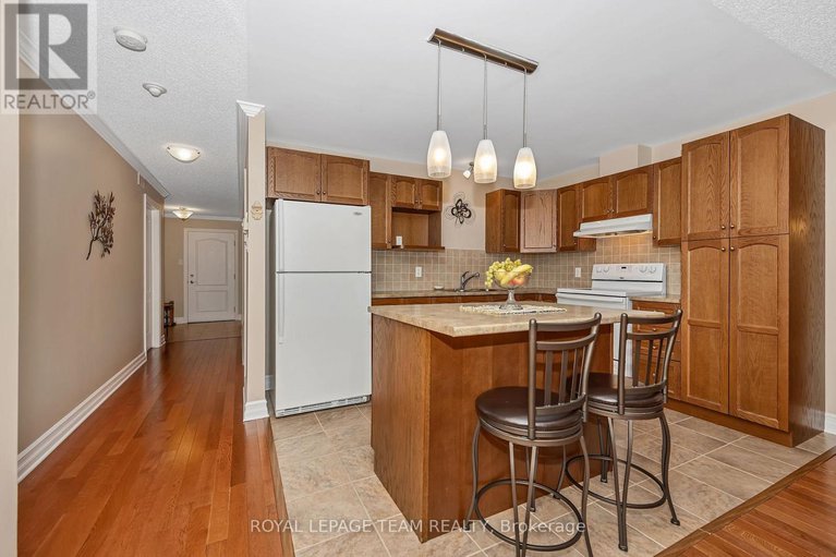 28708975/202-2-warner-street/village-of-russell/russell/ontario/K4R0B4_9