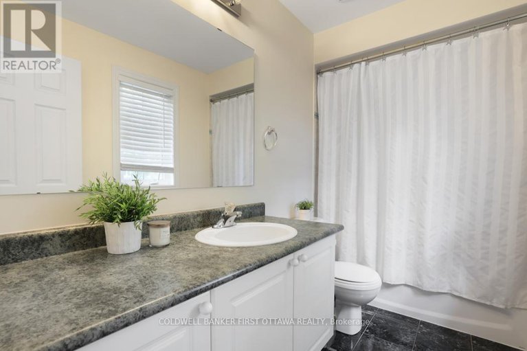 28505247/69-friendly-crescent/stittsville-south/ottawa/ontario/K2S2B6_22