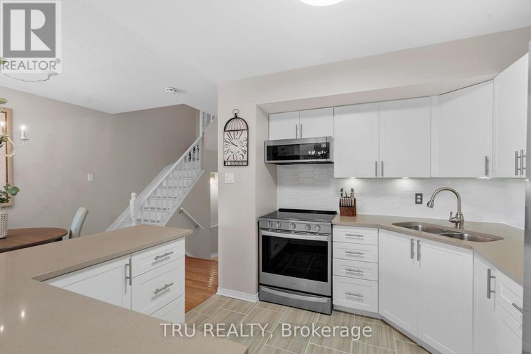 28854765/2023-avenue-o/eastway-gardensindustrial-park/ottawa/ontario/K1G0B1_9