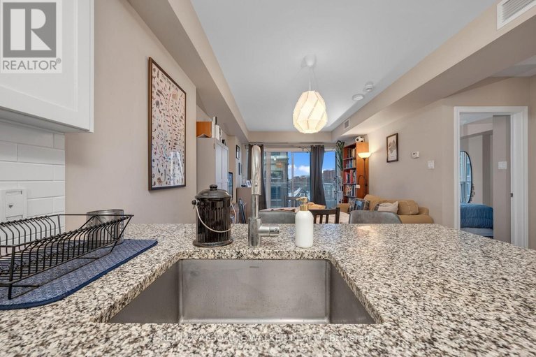 29622136/1003-195-besserer-street/sandy-hill/ottawa/ontario/K1N0B6_8