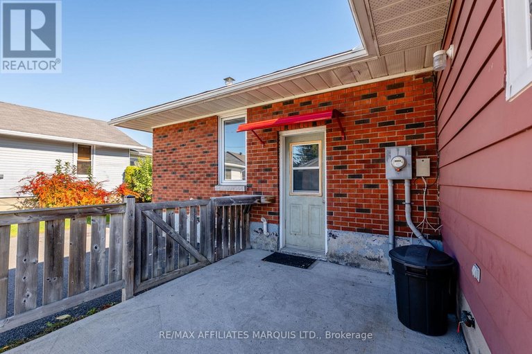 29588946/7-farran-drive/ingleside/south-stormont/ontario/K0C1M0_45