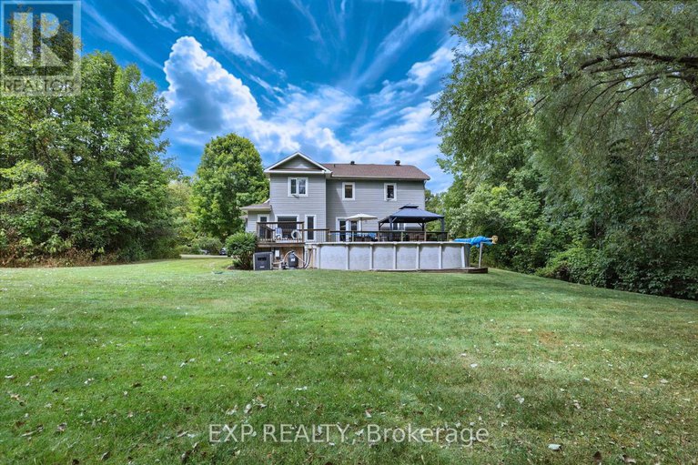 28792701/8325-albert-bouwers-circle/osgoode-twp-north-of-reg-rd-6/ottawa/ontario/K0A2P0_27