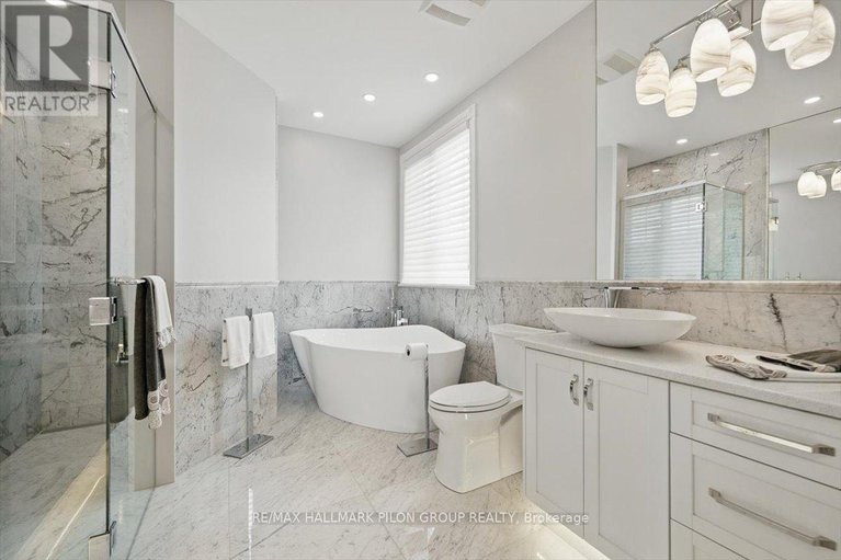 28463526/6373-radisson-way/hiawatha-parkconvent-glen/ottawa/ontario/K1C2Z9_26