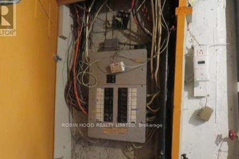 29624150/1-lotus-court/carson-grove/ottawa/ontario/K1J8A6_21