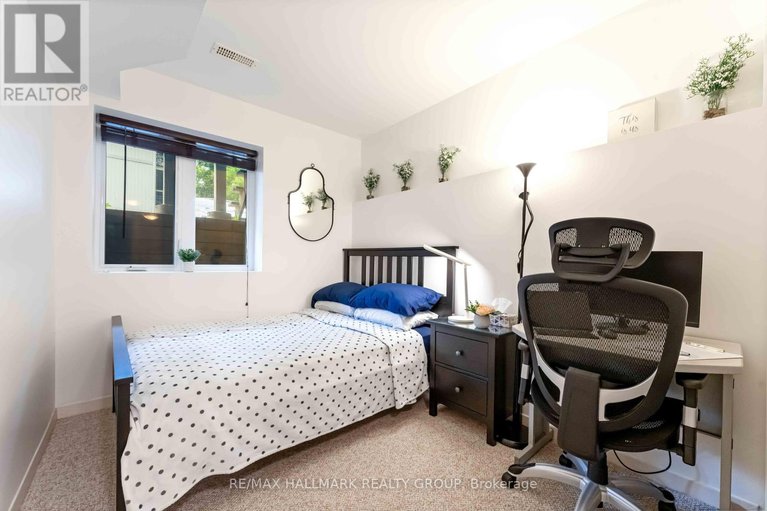 28587962/32-799-montreal-road/cfb-rockcliffe-and-area/ottawa/ontario/K1K0S9_14