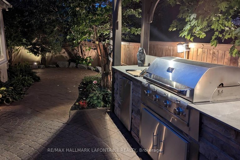 29593961/1288-turner-crescent/bilberry-creekqueenswood-heights/ottawa/ontario/K1E2Y4_48