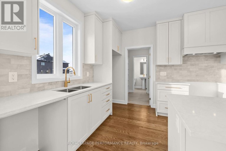 29178346/10-academie-street/embrun/russell/ontario/K0A1W0_15