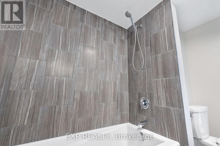 29446608/104-6470-bilberry-drive/orleans-wood/ottawa/ontario/K1C4P1_50