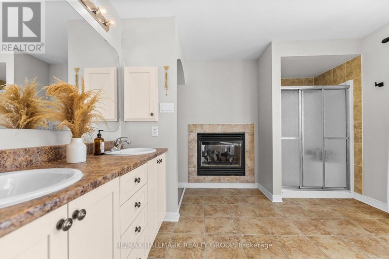 29627658/1965-montmere-avenue/notting-hillsummerside/ottawa/ontario/K4A0E3_30