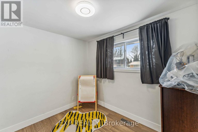 29339808/44-sherry-lane/manordale/ottawa/ontario/K2G3L8_14