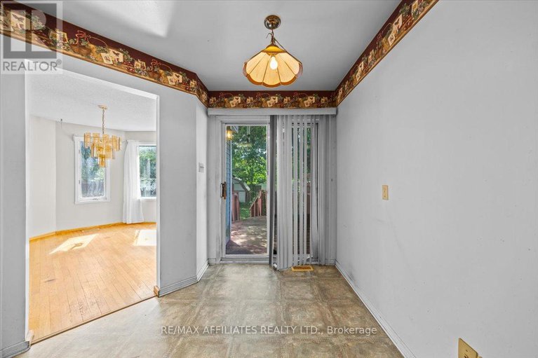 28835294/1024-miss-ottawa-street/beacon-hill-south/ottawa/ontario/K1J7B1_15
