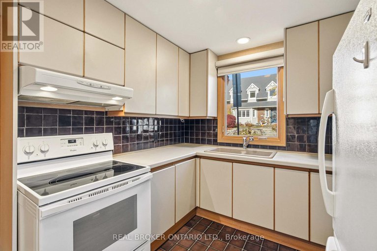 29056029/43-reid-avenue/civic-hospital/ottawa/ontario/K1Y1S5_15