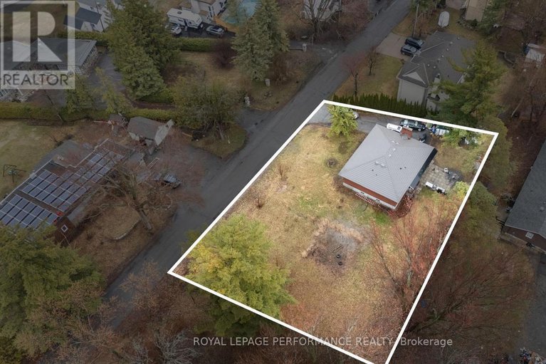 29614137/28-myrle-avenue/crystal-bayrocky-point/ottawa/ontario/K2H8E6_4