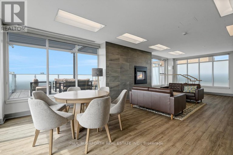 28386159/813-7-marquette-avenue/vanier/ottawa/ontario/K1L8A7_22
