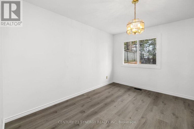 29690488/59-oberon-street/westcliffe-estates/ottawa/ontario/K2H7X6_12