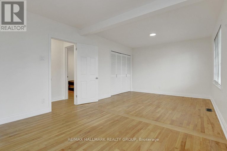 29145241/13-dunham-street/cardinal-heights/ottawa/ontario/K1J7L5_16