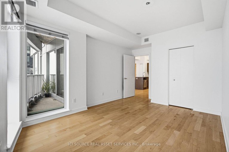 29156174/2206-40-nepean-street/ottawa-centre/ottawa/ontario/K2P0X5_17