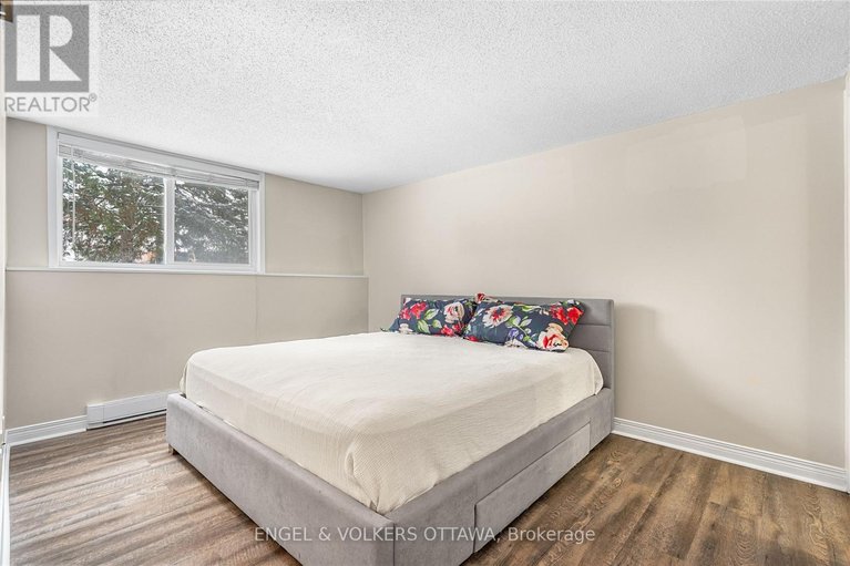 29541780/109-6532-bilberry-drive/orleans-wood/ottawa/ontario/K1C4N9_16