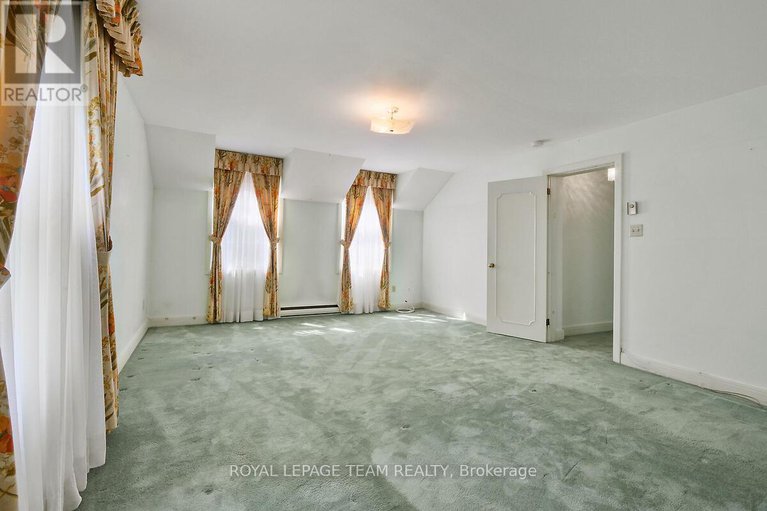 28850677/123-ivy-crescent/new-edinburgh/ottawa/ontario/K1M1Y1_28