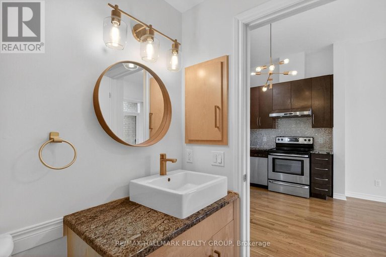 29479726/210-682-churchill-avenue-n/laurentianview/ottawa/ontario/K1Z5G5_11