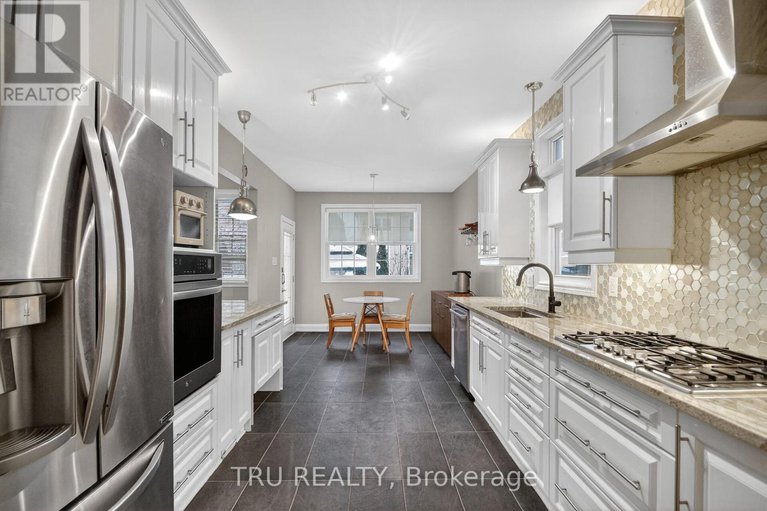 29386985/590-anjana-circle/cedargrovefraserdale/ottawa/ontario/K2J0C9_14