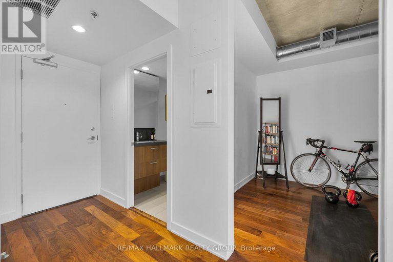 28932807/638-340-mcleod-street/ottawa-centre/ottawa/ontario/K2P1A4_4