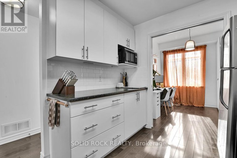 29571961/g-19-tadley-private/longfields/ottawa/ontario/K2J2T3_17